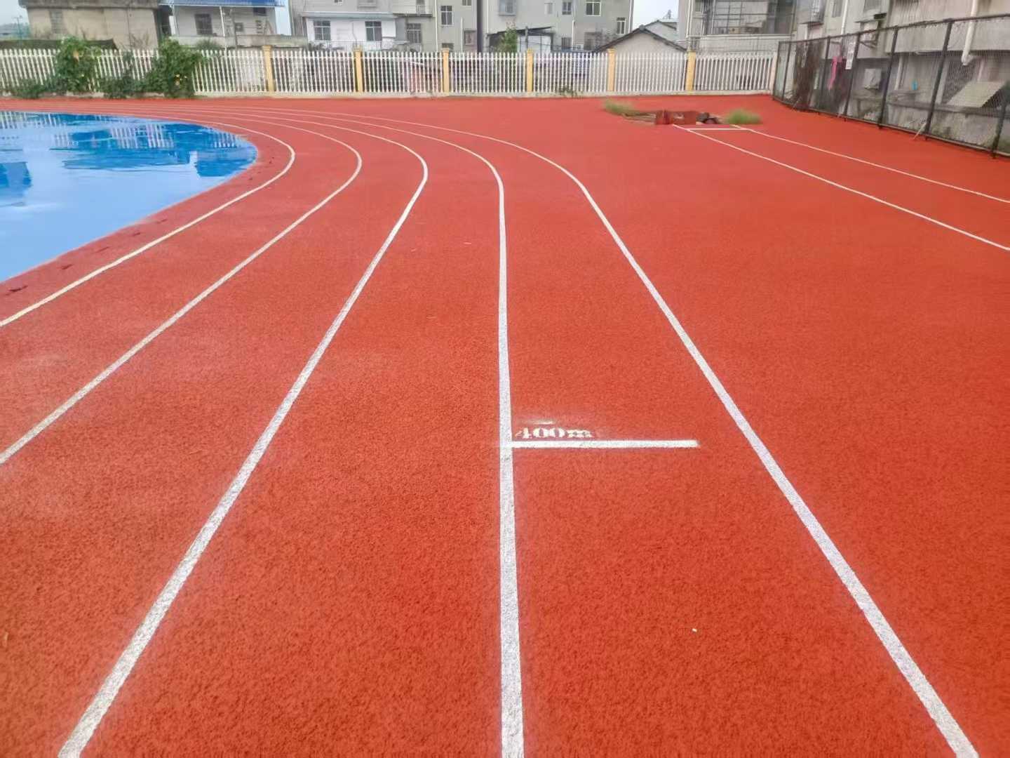 �����˲�ѧУ�˶�����