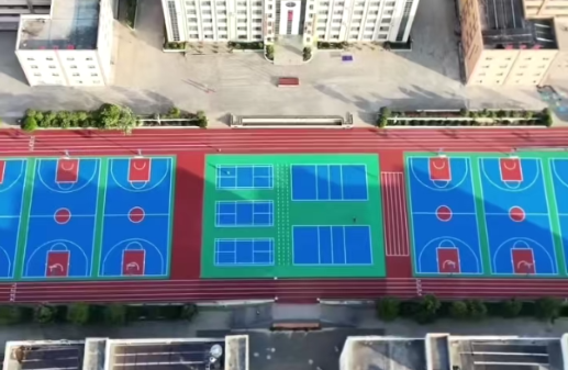 ���ݺ���������ѧУ�˶���